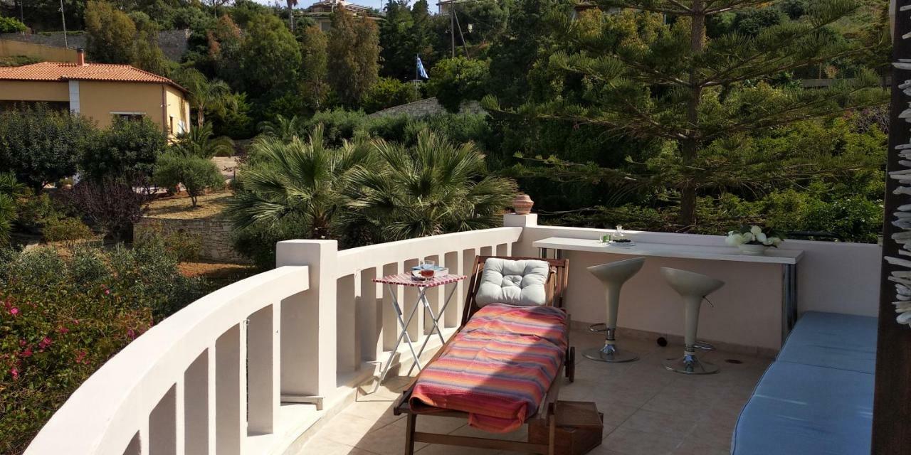 Modern Villas With Gardens And Stunning Views Ligaria  Buitenkant foto